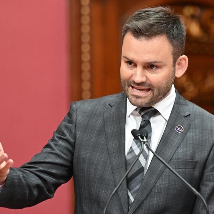 Parti Québécois Leader St-Pierre Plamondon calls for his party's "right to exist"